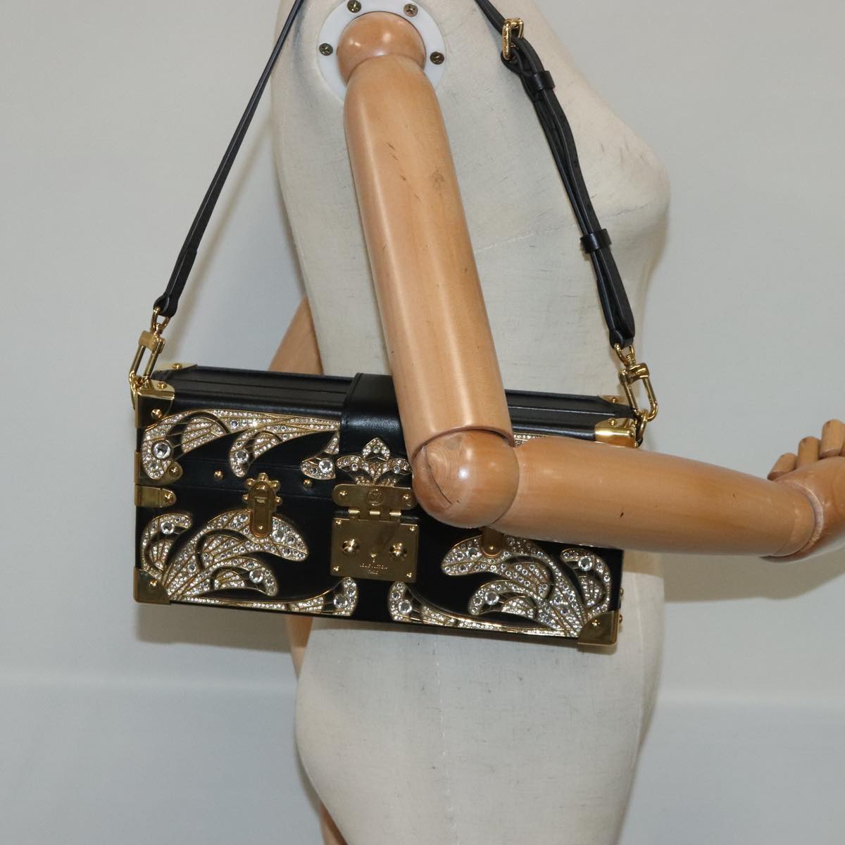 Louis Vuitton Petit Malle, Louis Vuitton luxury trunk, designer trunks