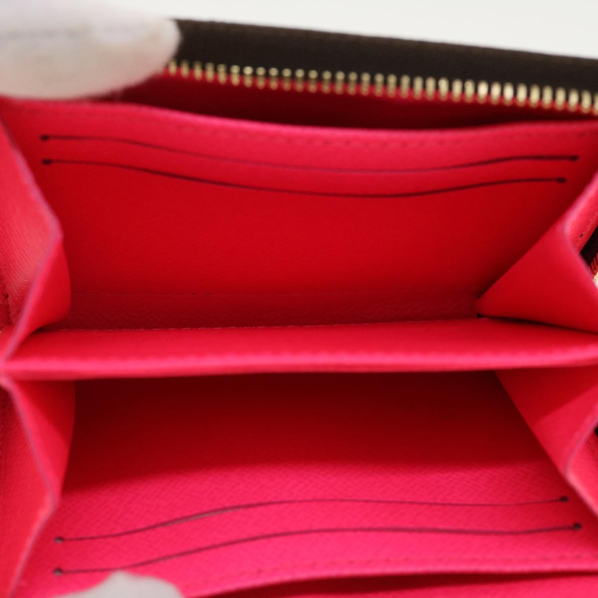 Louis Vuitton Zippy Coin Purse – Compact Luxury Wallet
