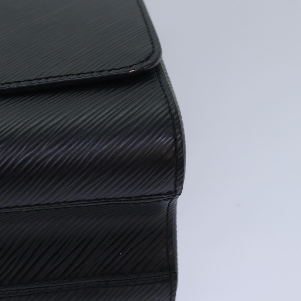 Louis Vuitton Twist Leather shoulder Bag - My Luxury Labels
