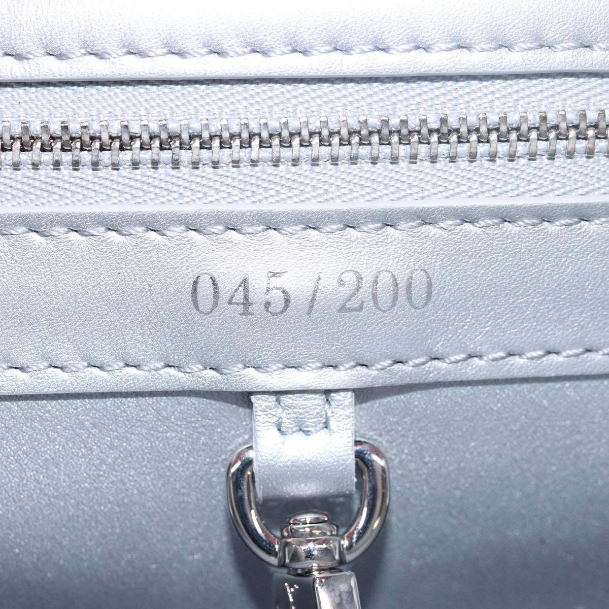 Louis Vuitton Capucines Premium Handbag