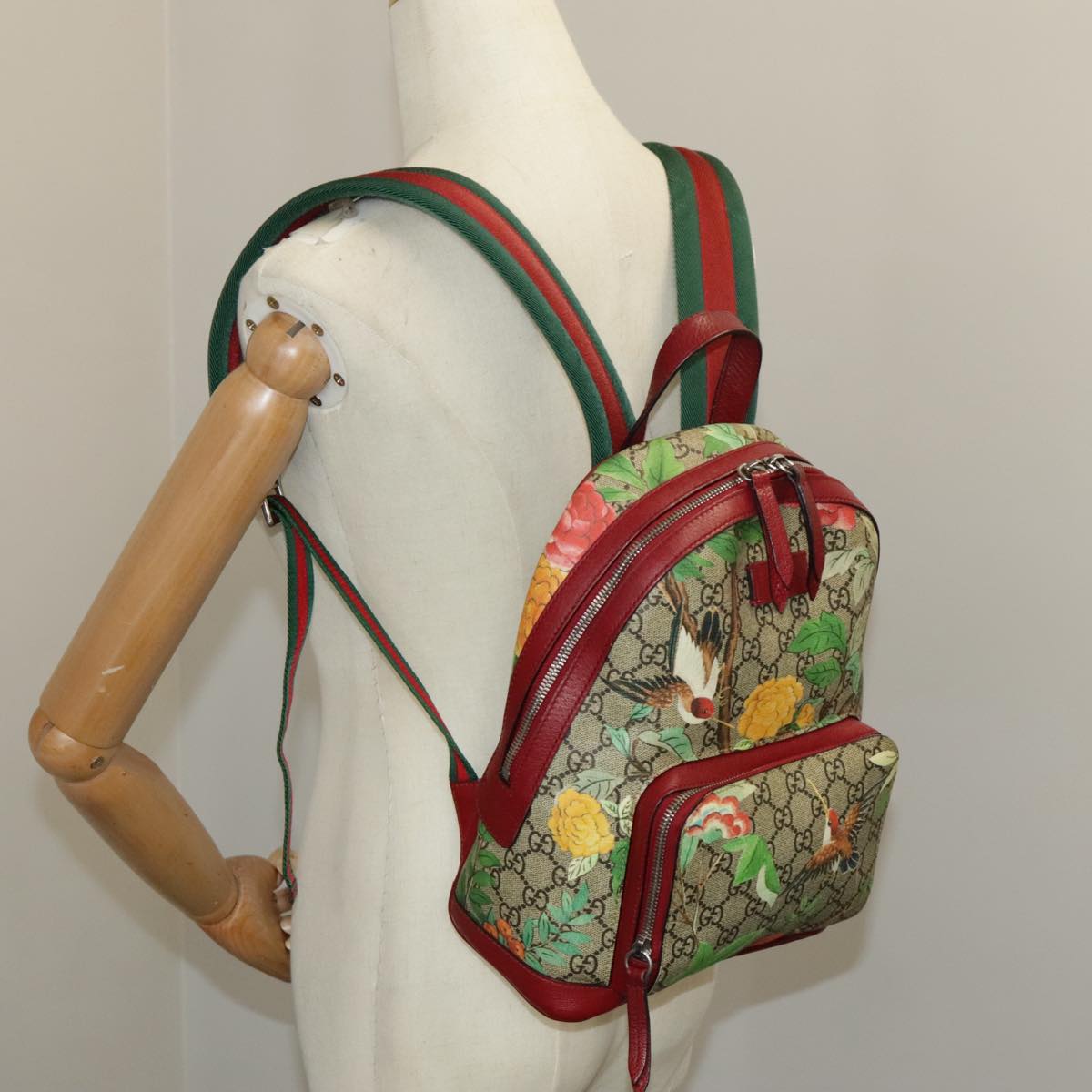 Gucci Floral Perfume & Fashion Collection