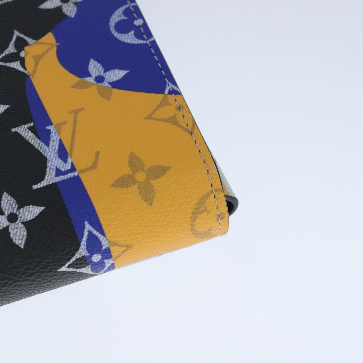 Louis Vuitton luxury bags, Louis Vuitton fashion, Louis Vuitton accessories