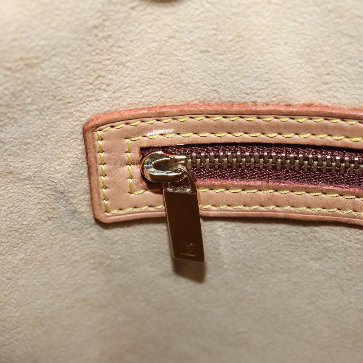 Louis Vuitton Looping GM – Classic Shoulder Bag with Timeless Design