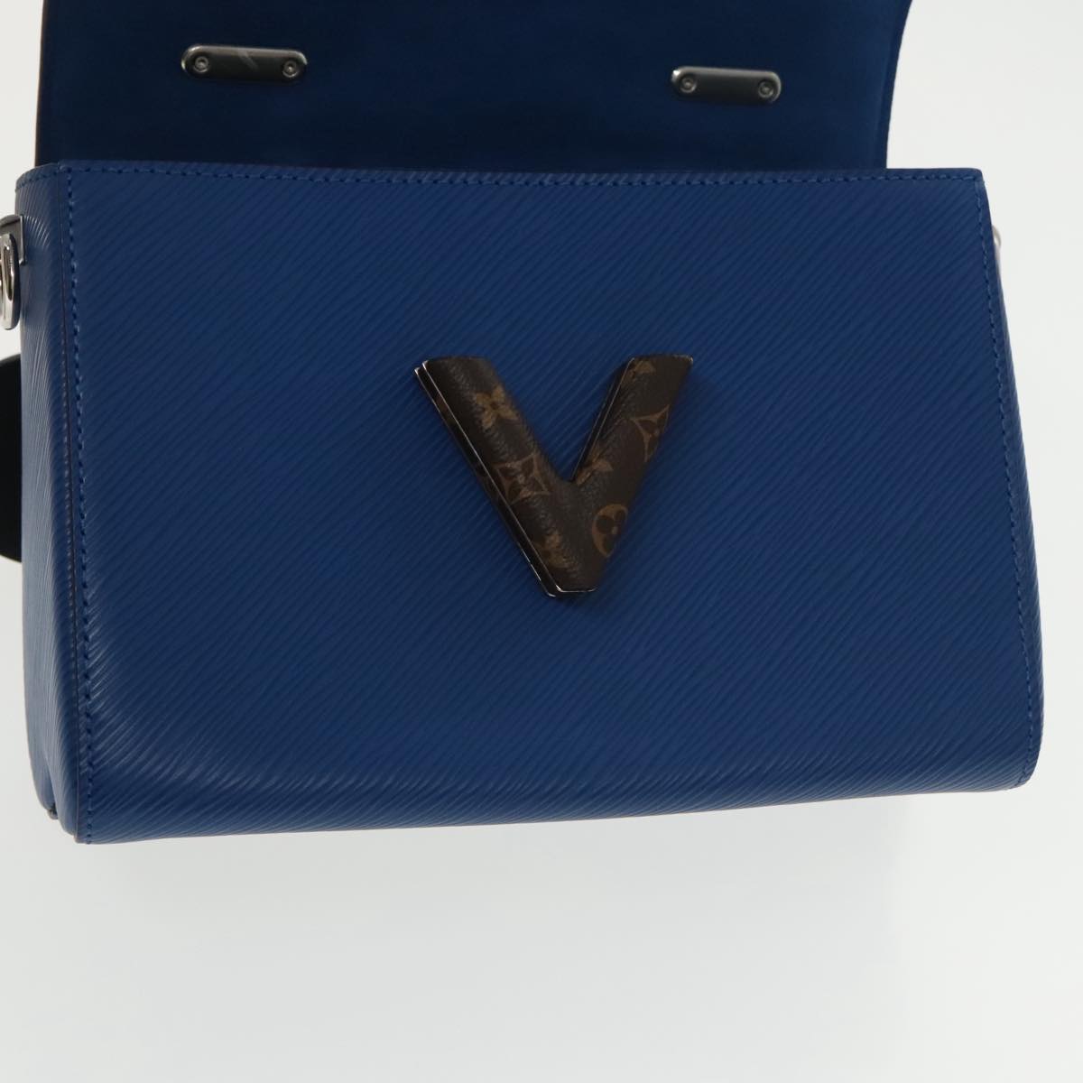 Louis Vuitton Twist Bag – Modern Designer Purse