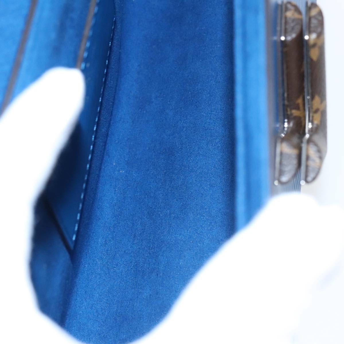 Louis Vuitton Twist Bag – Modern Designer Purse