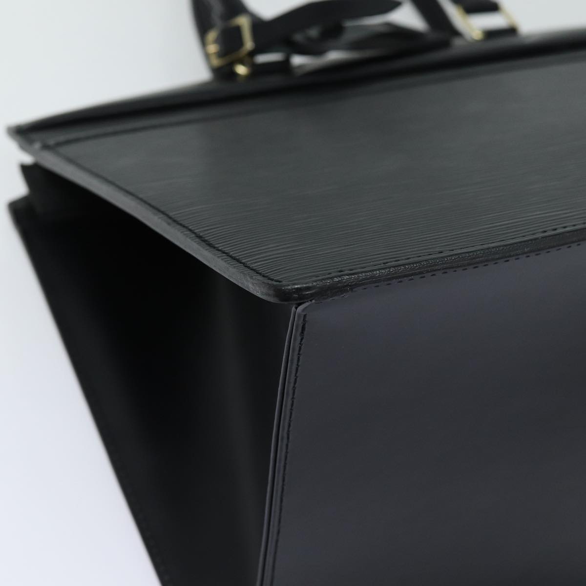 Louis Vuitton Riviera Elegant Handbag