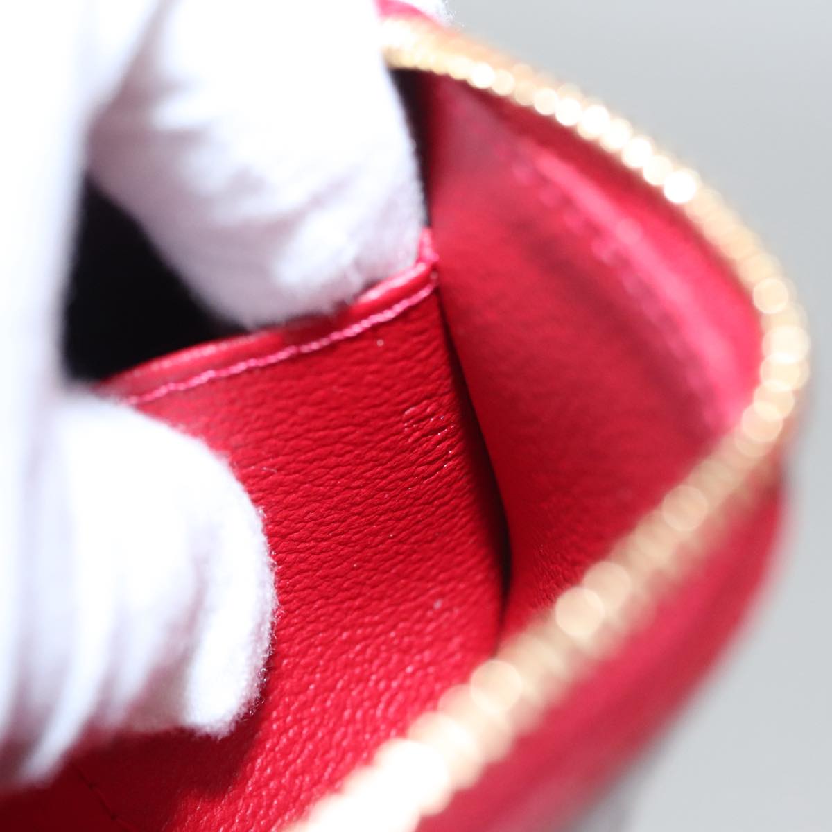 Louis Vuitton Cosmetic Pouch – Travel & Makeup Bag