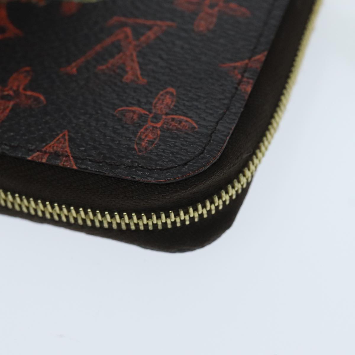 Louis Vuitton Coin Purse – Compact & Stylish Wallet