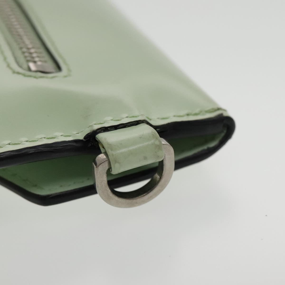 Prada Fashion – Luxury Bags, Clothing & Accessories