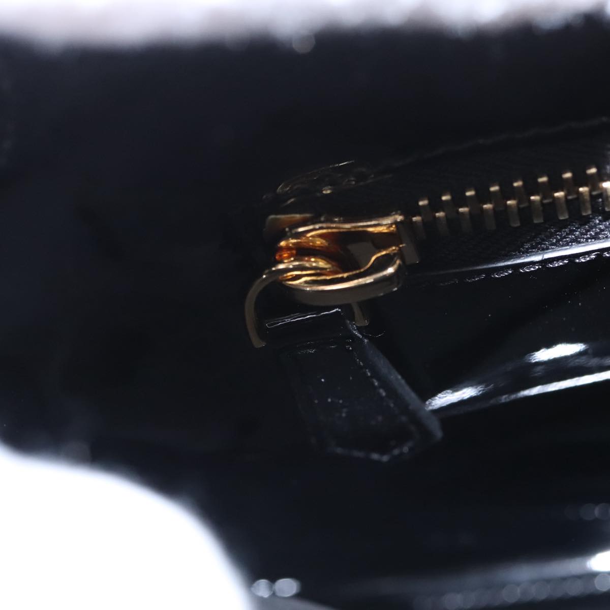 Fendi Peekaboo, Fendi luxury handbags, designer Fendi bags, Fendi Peekaboo bag