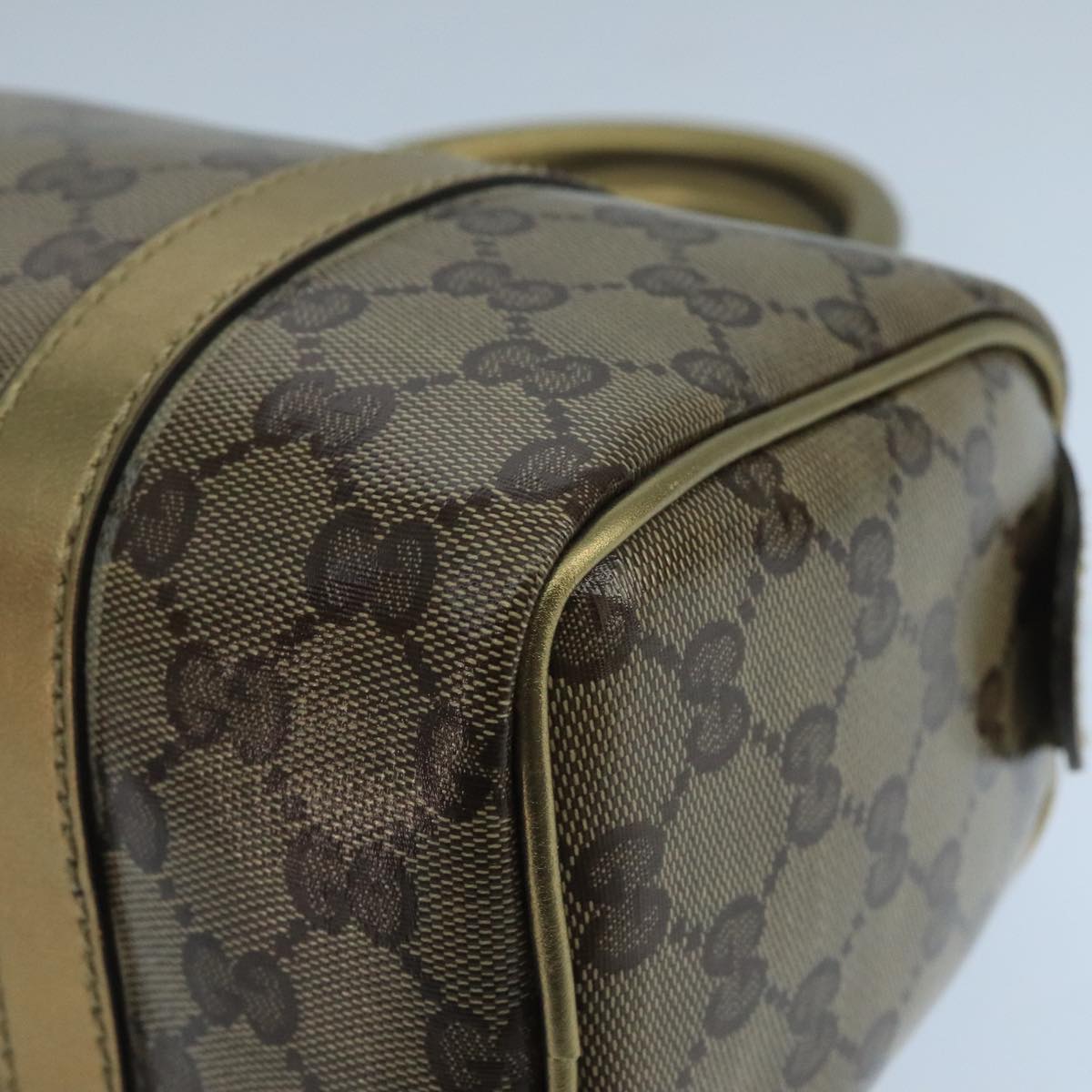 Gucci GG canvas bag, Gucci canvas bags, Gucci logo accessories