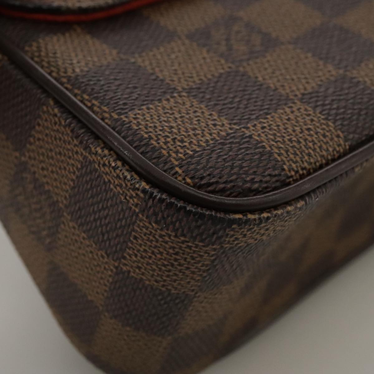 Louis Vuitton Recoleta Elegant Shoulder Bag