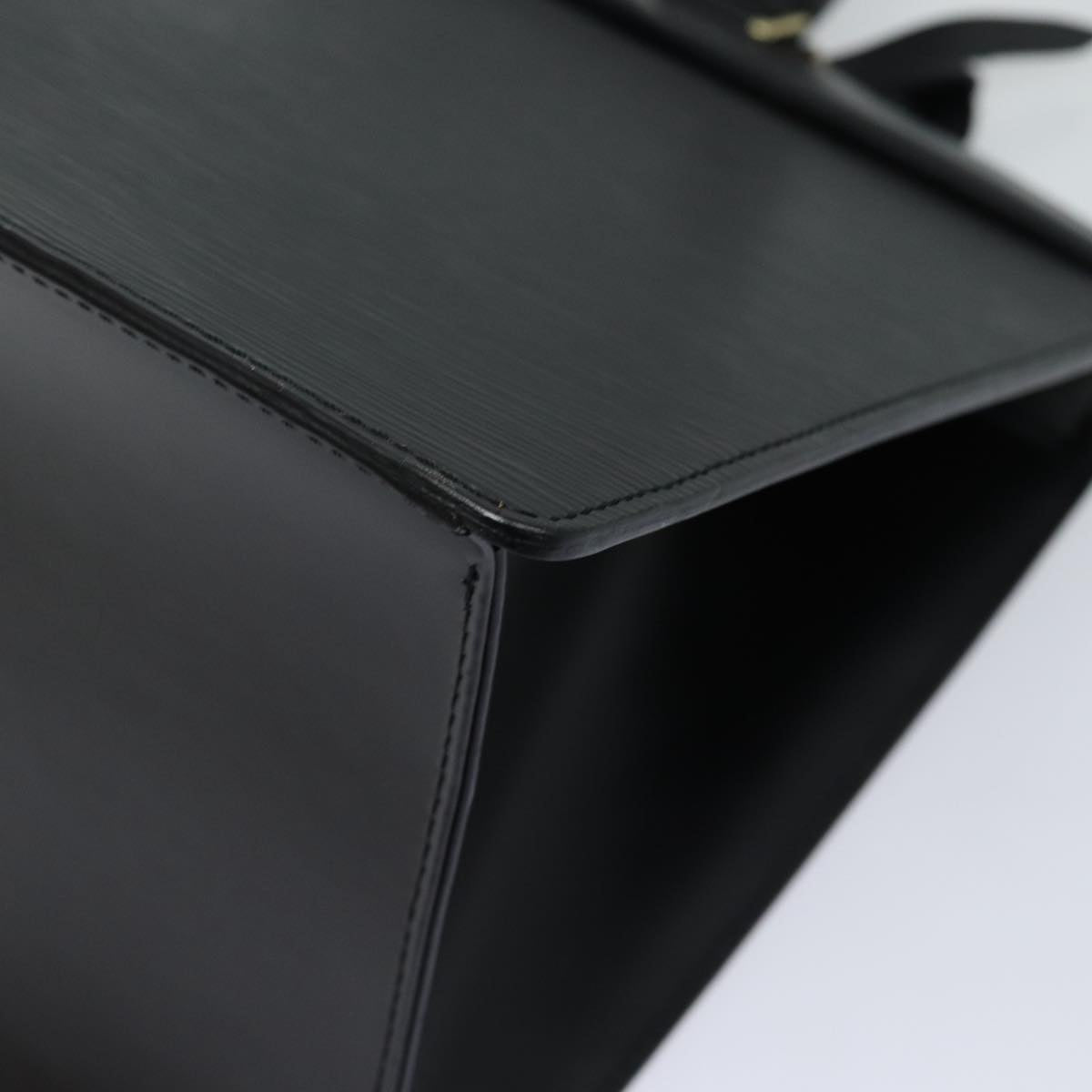 Louis Vuitton Riviera Elegant Handbag