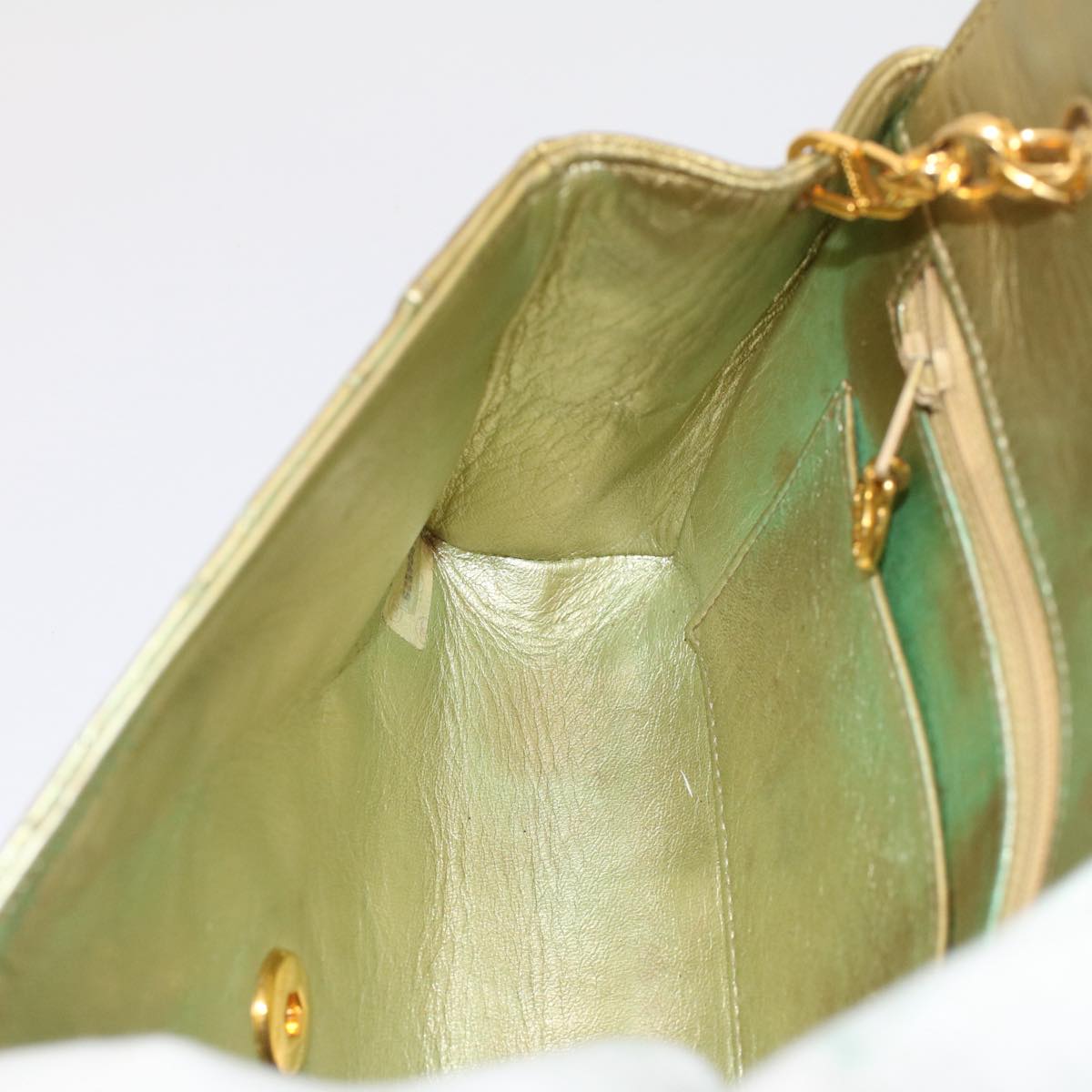 Chanel luxury bags, Chanel fashion, Chanel handbags, Chanel accessories