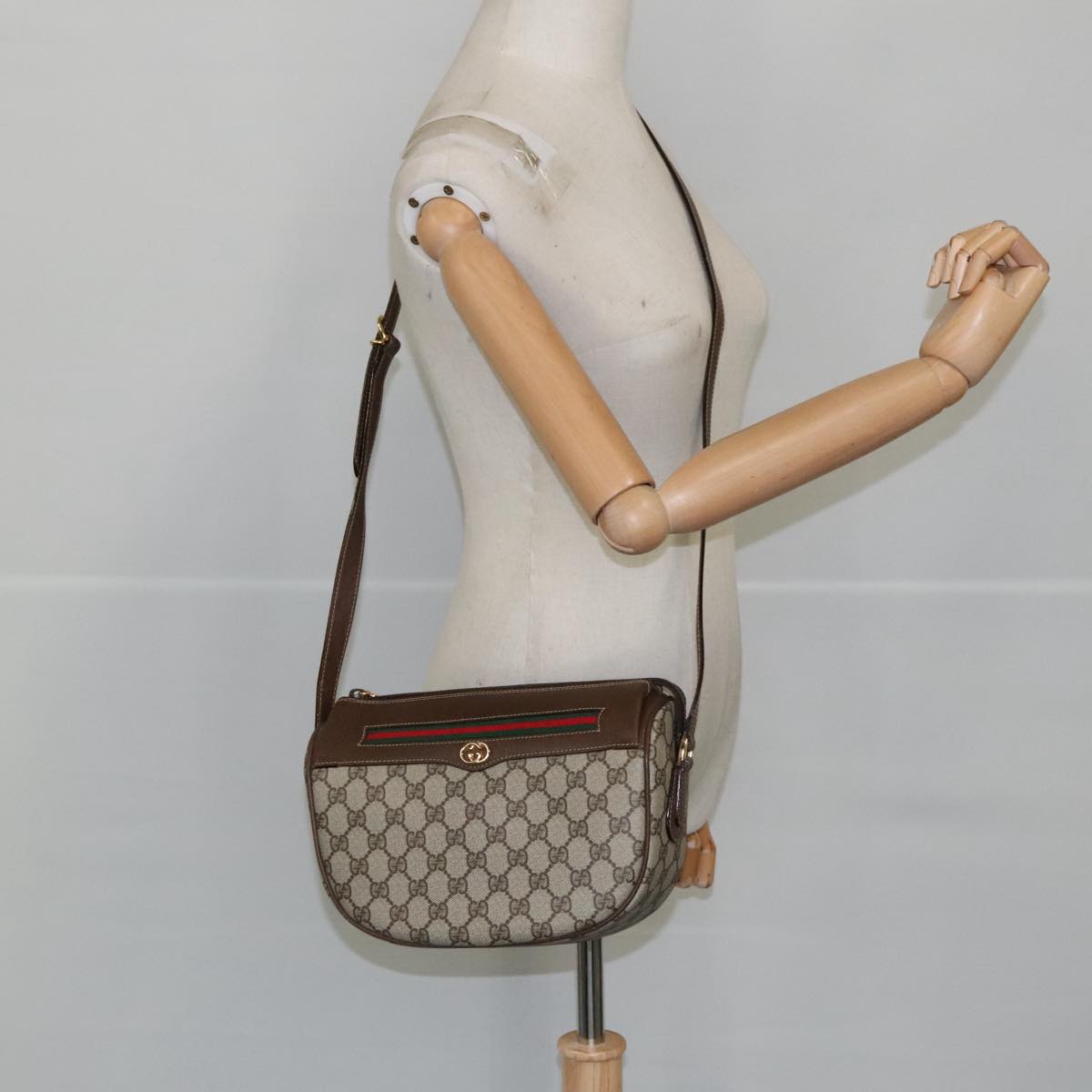 Gucci Ophidia GG Shoulder Bag