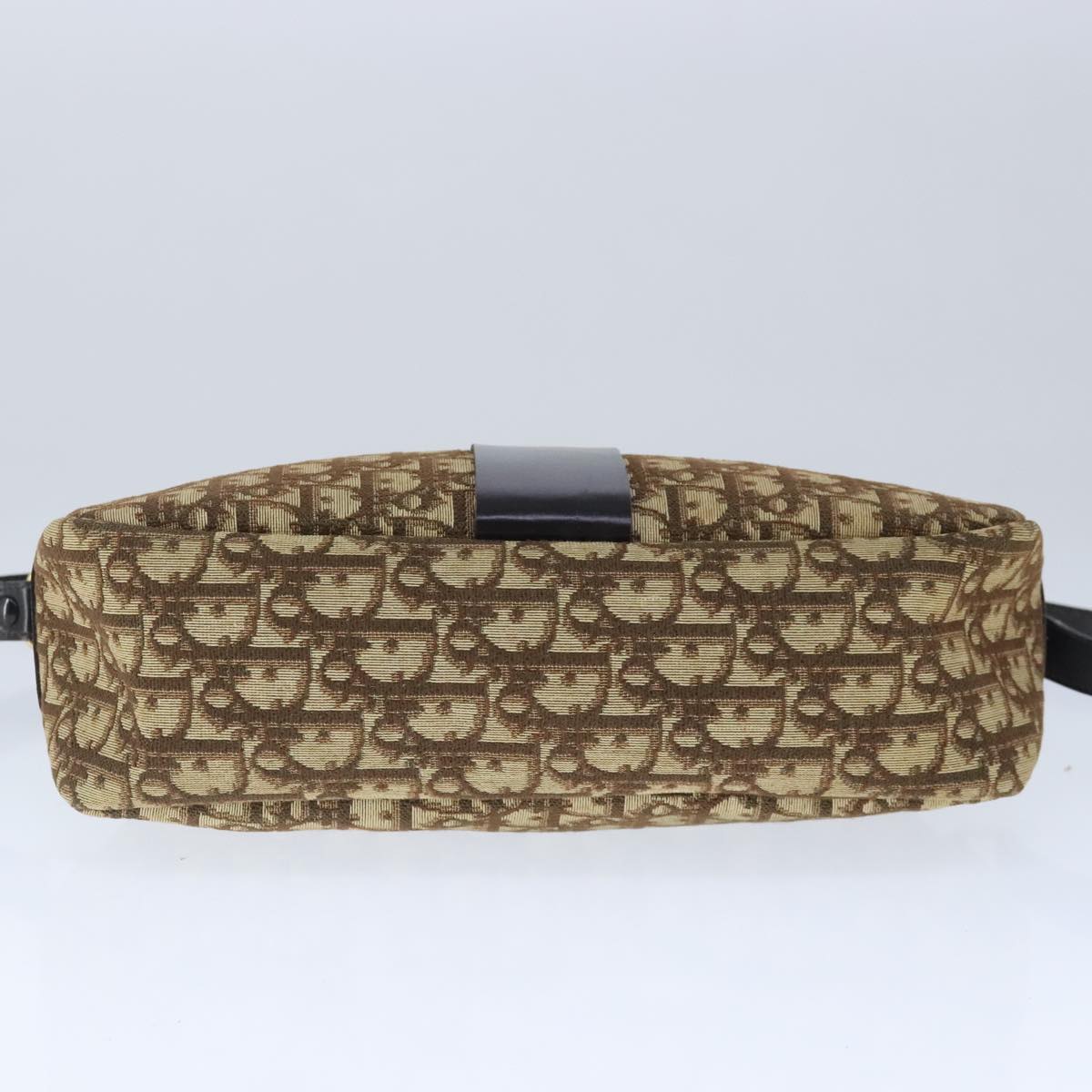 Dior Trotteur Bag – Chic & Timeless Saddle Design