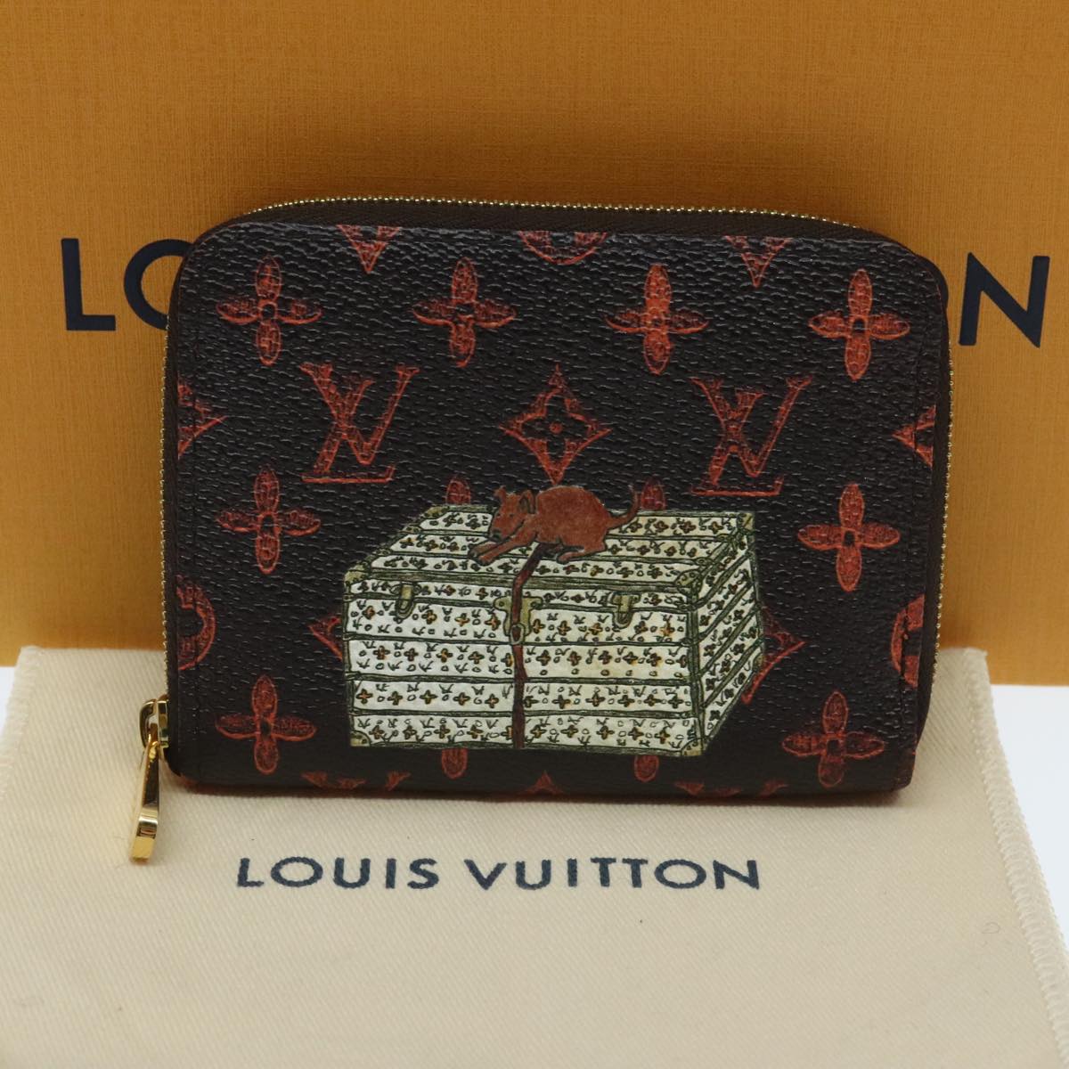 Louis Vuitton Coin Purse – Compact & Stylish Wallet