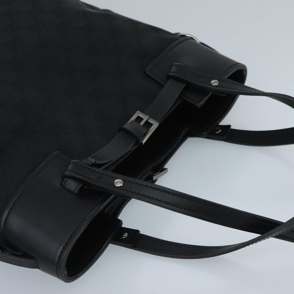 Designer Gucci bags, luxury Gucci fashion, Gucci handbags