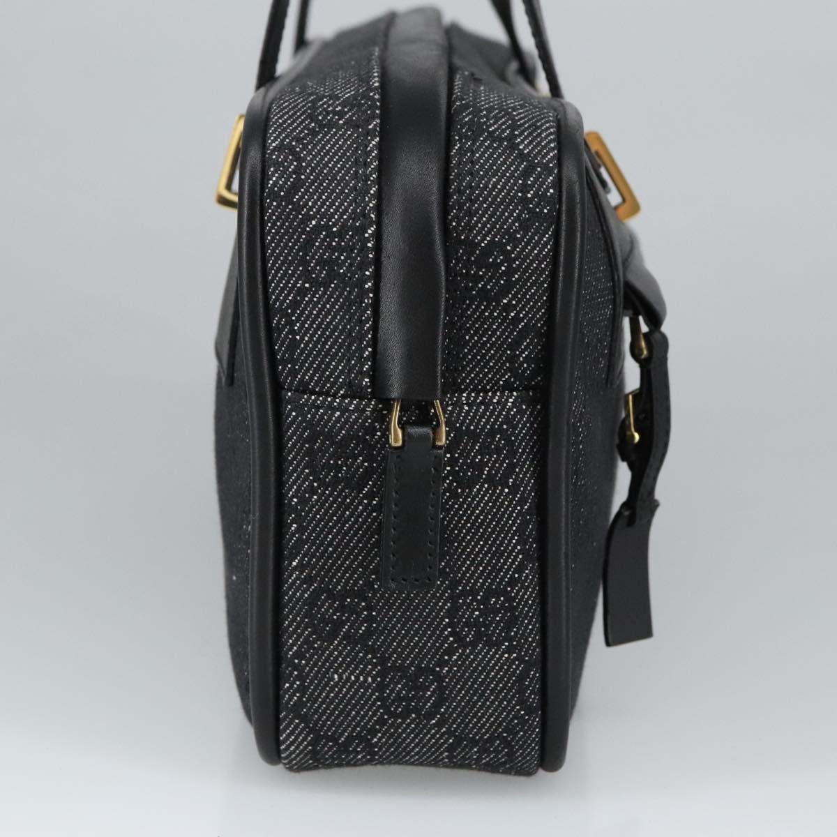 Gucci GG Canvas bags, Gucci GG pattern, Gucci canvas bags, luxury Gucci accessories