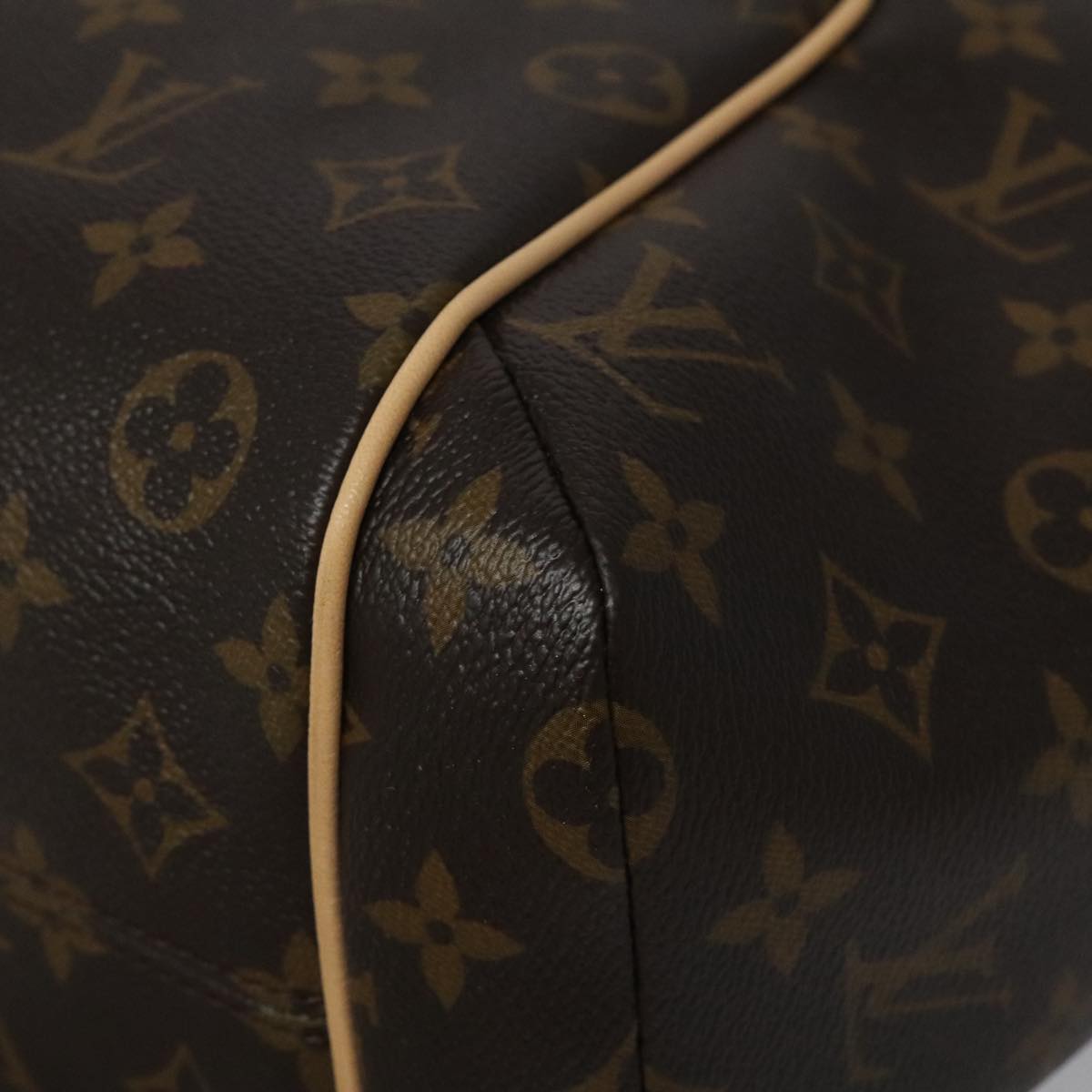 Louis Vuitton Totally bag, LV Totally handbag, Louis Vuitton luxury tote