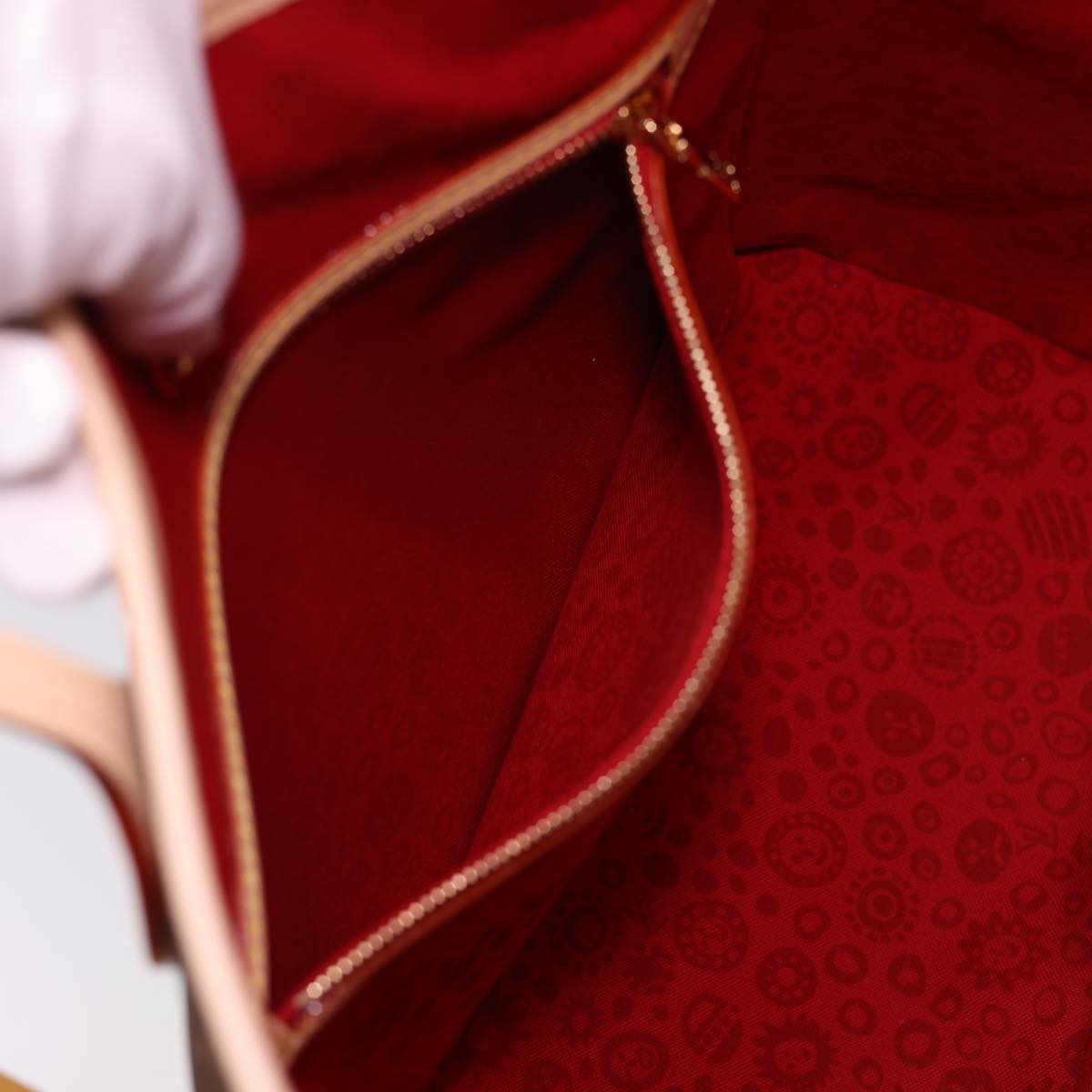 Louis Vuitton Neverfull GM – Spacious Designer Tote Bag