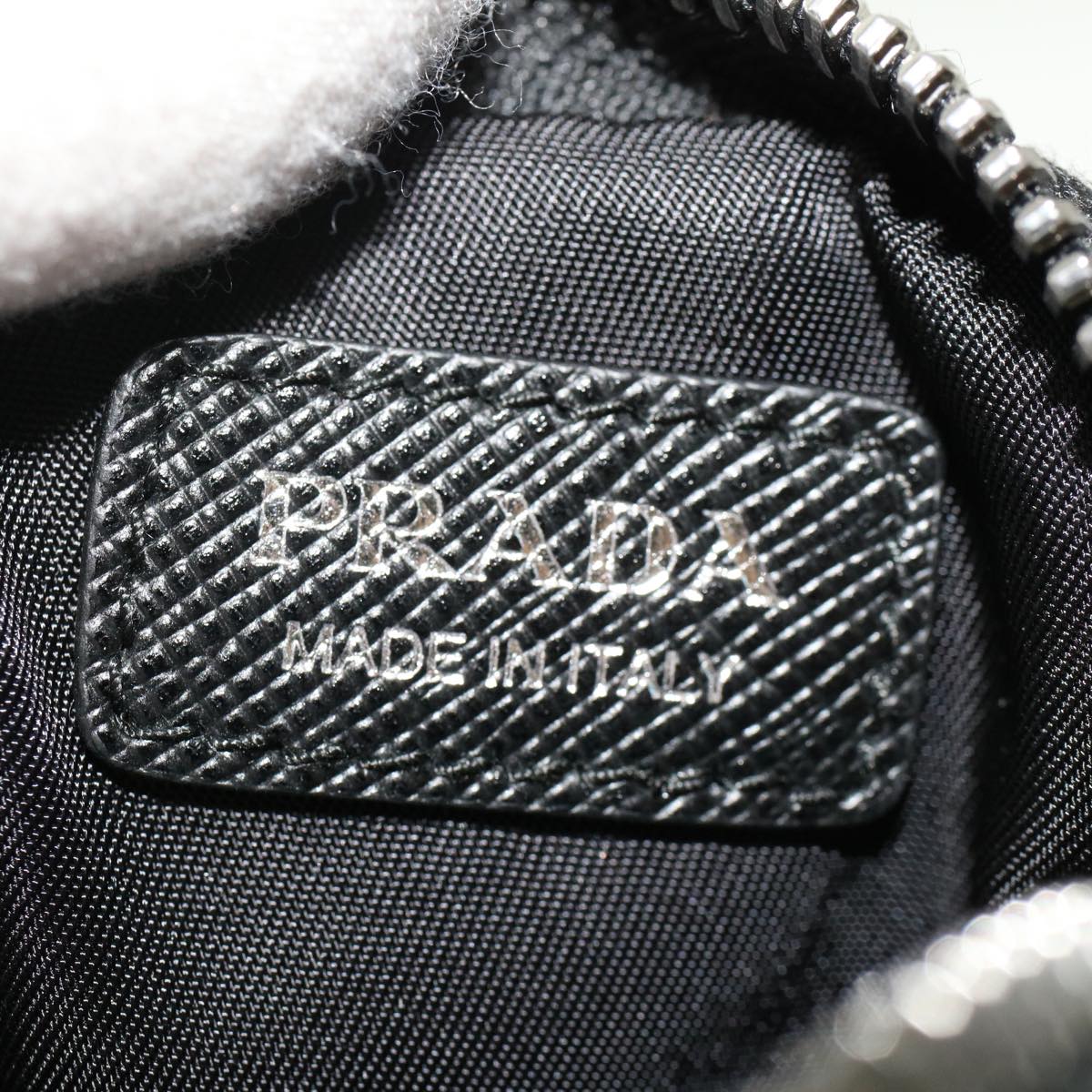 Prada Luxury Fashion Handbags