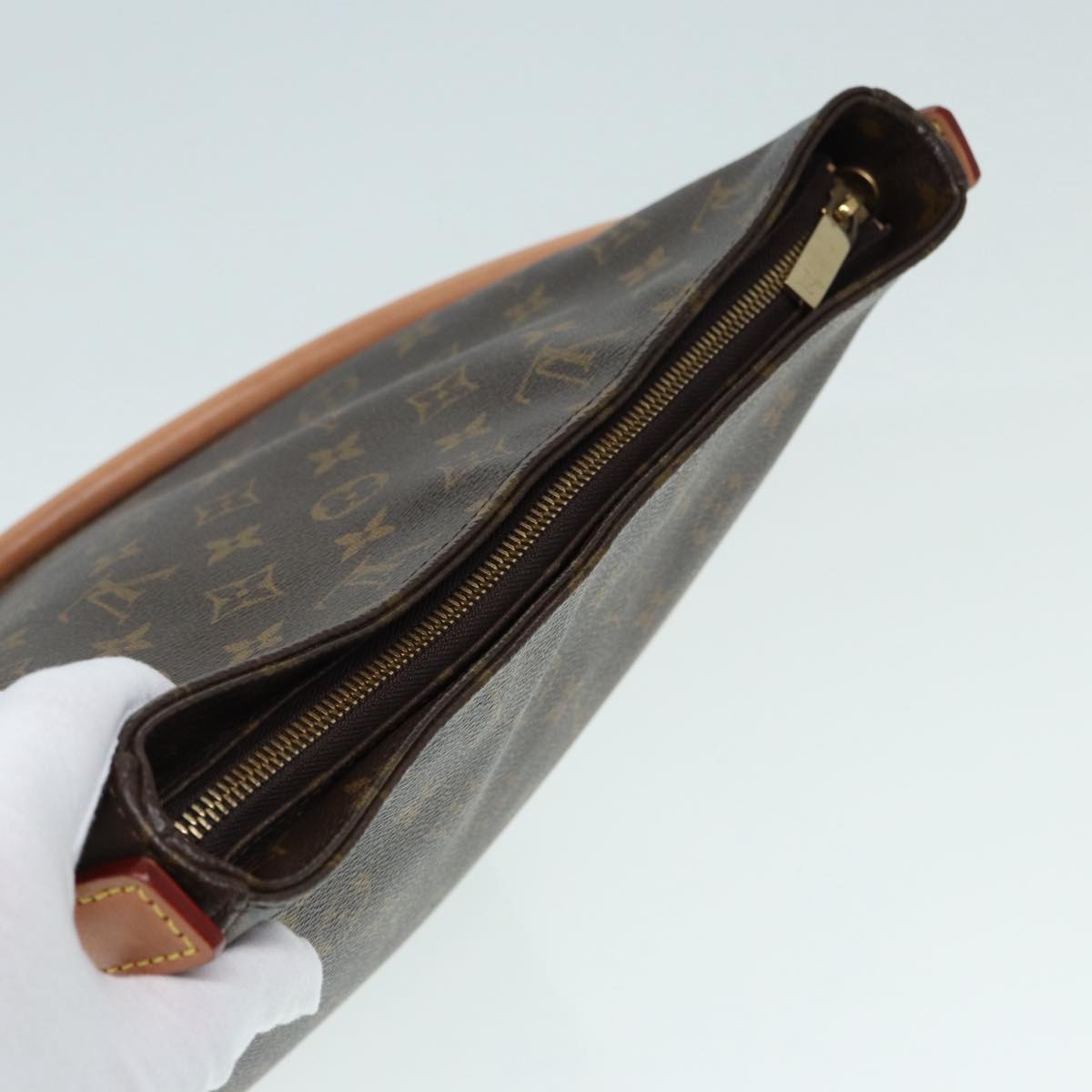 Louis Vuitton Looping GM – Classic Shoulder Bag with Timeless Design