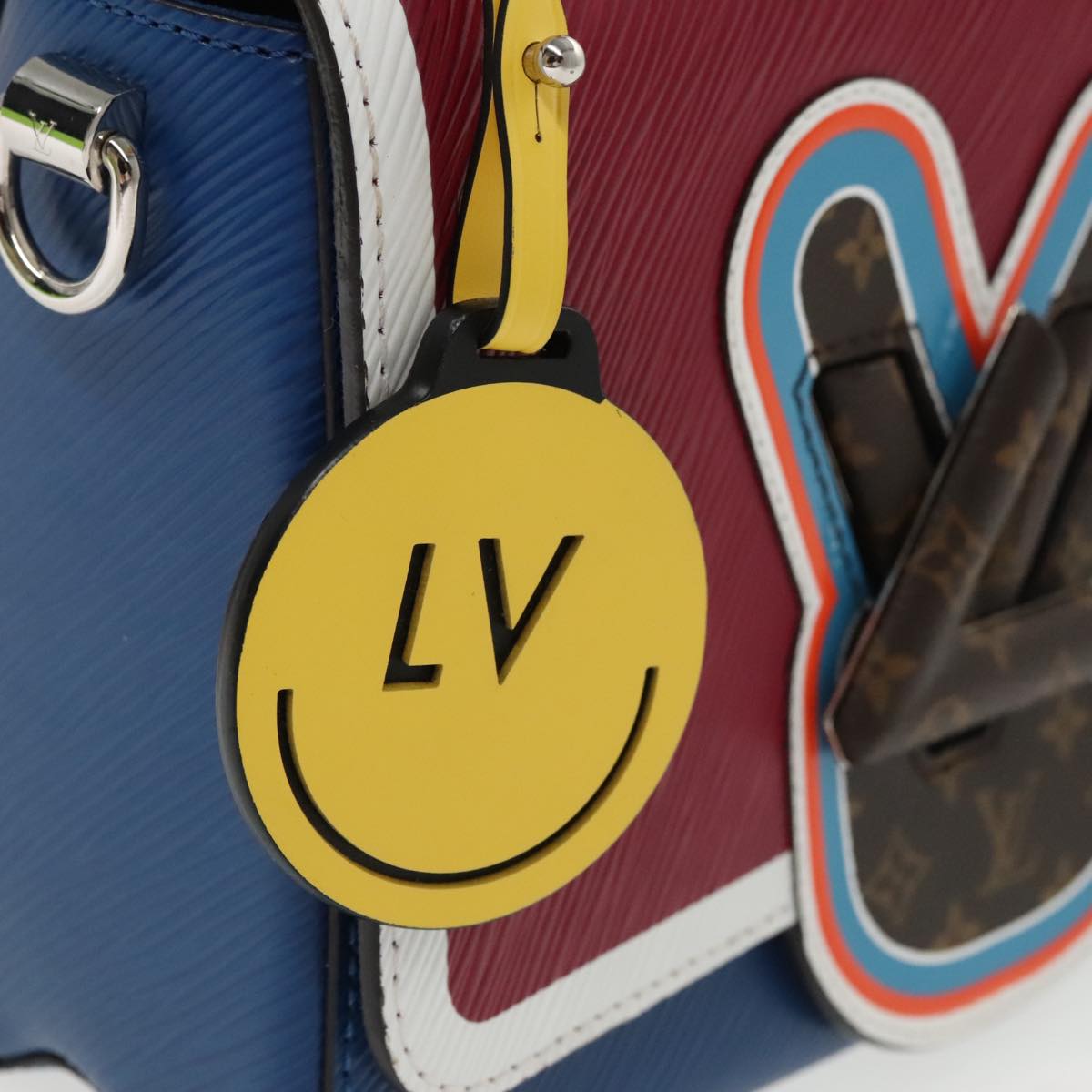Louis Vuitton Twist Bag – Modern Designer Purse