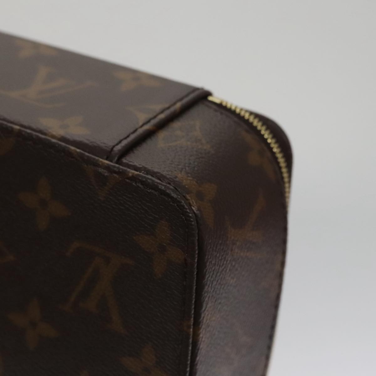 Louis Vuitton Jewelry Case – Monogram Travel Organizer