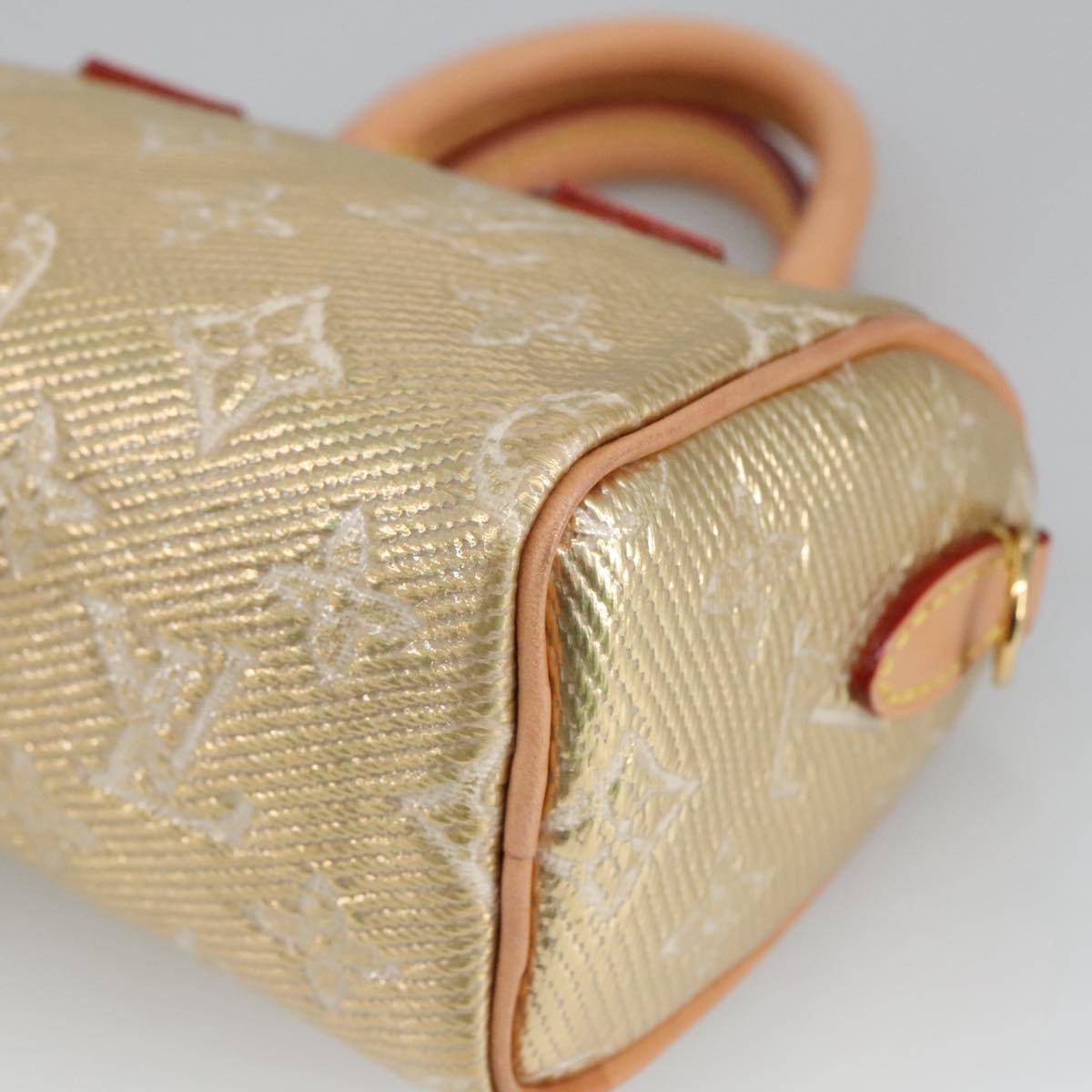 Louis Vuitton Nano Speedy – Mini Iconic Handbag for Everyday Use