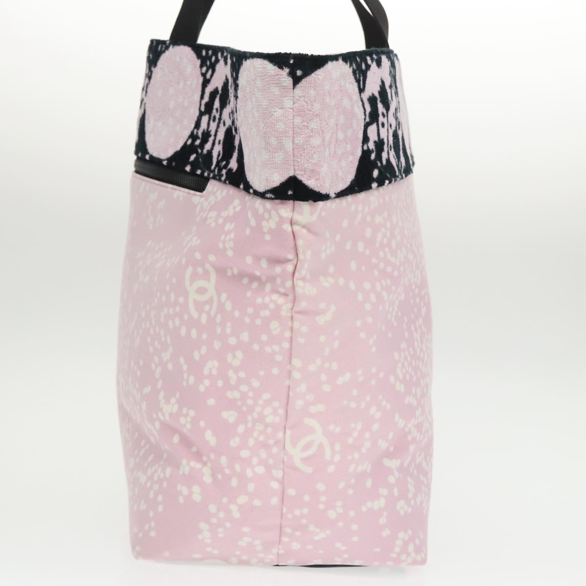 Chanel Shopping Tote Bag – Stylish & Spacious Luxury Bag
