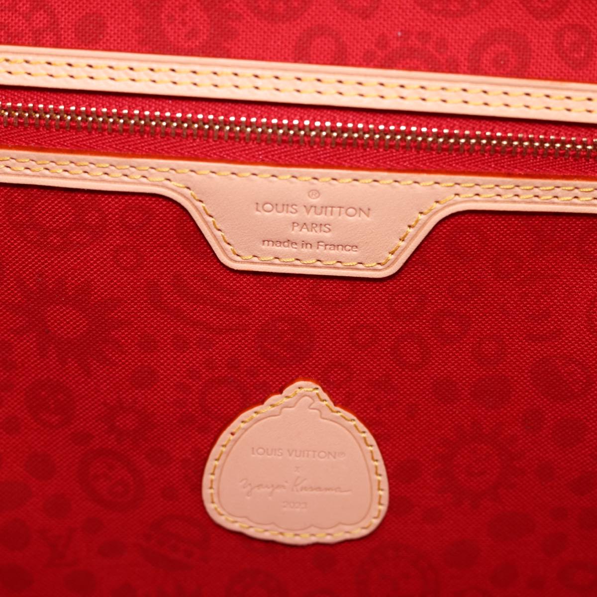 Louis Vuitton Neverfull GM – Spacious Designer Tote Bag