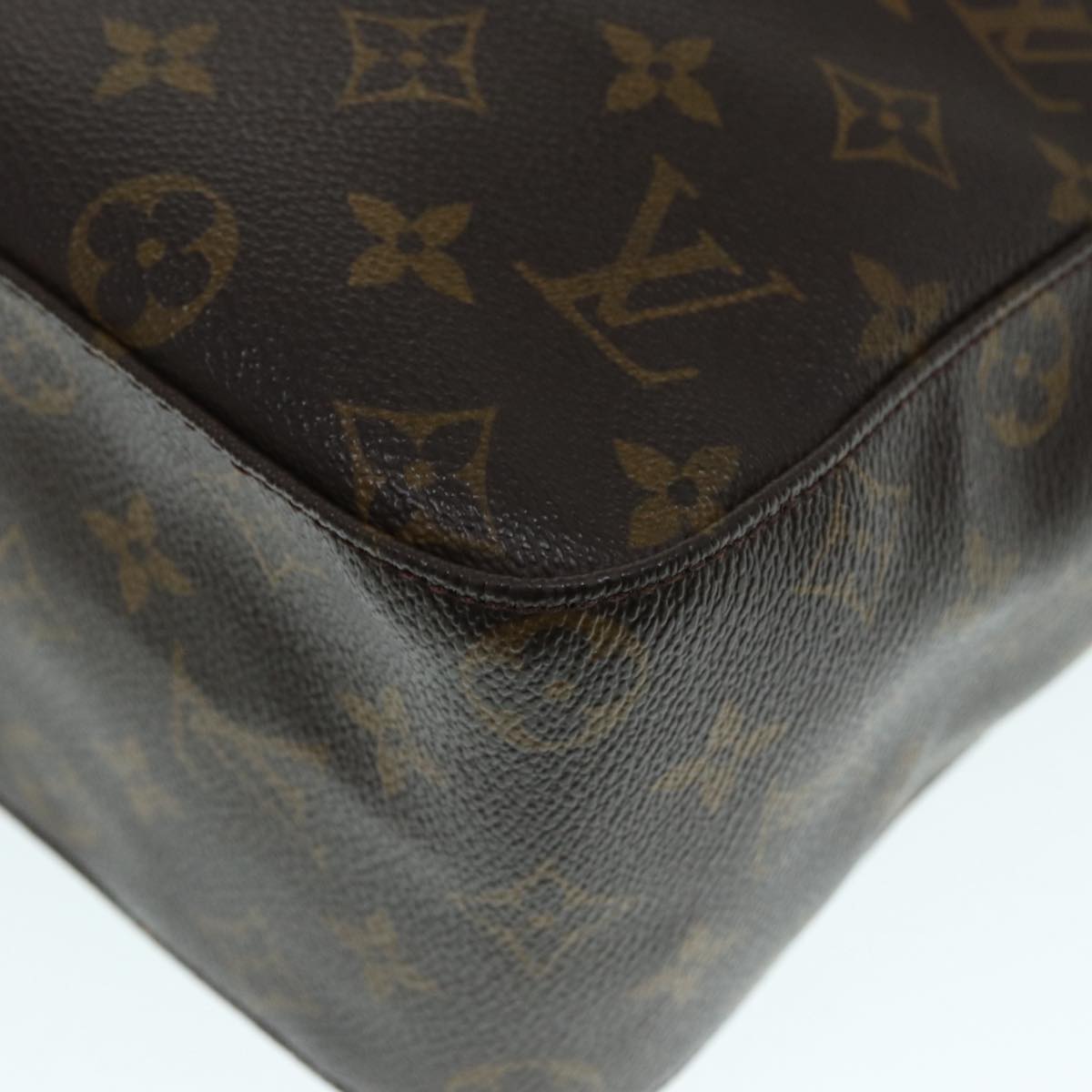 Louis Vuitton Looping GM – Classic Shoulder Bag with Timeless Design
