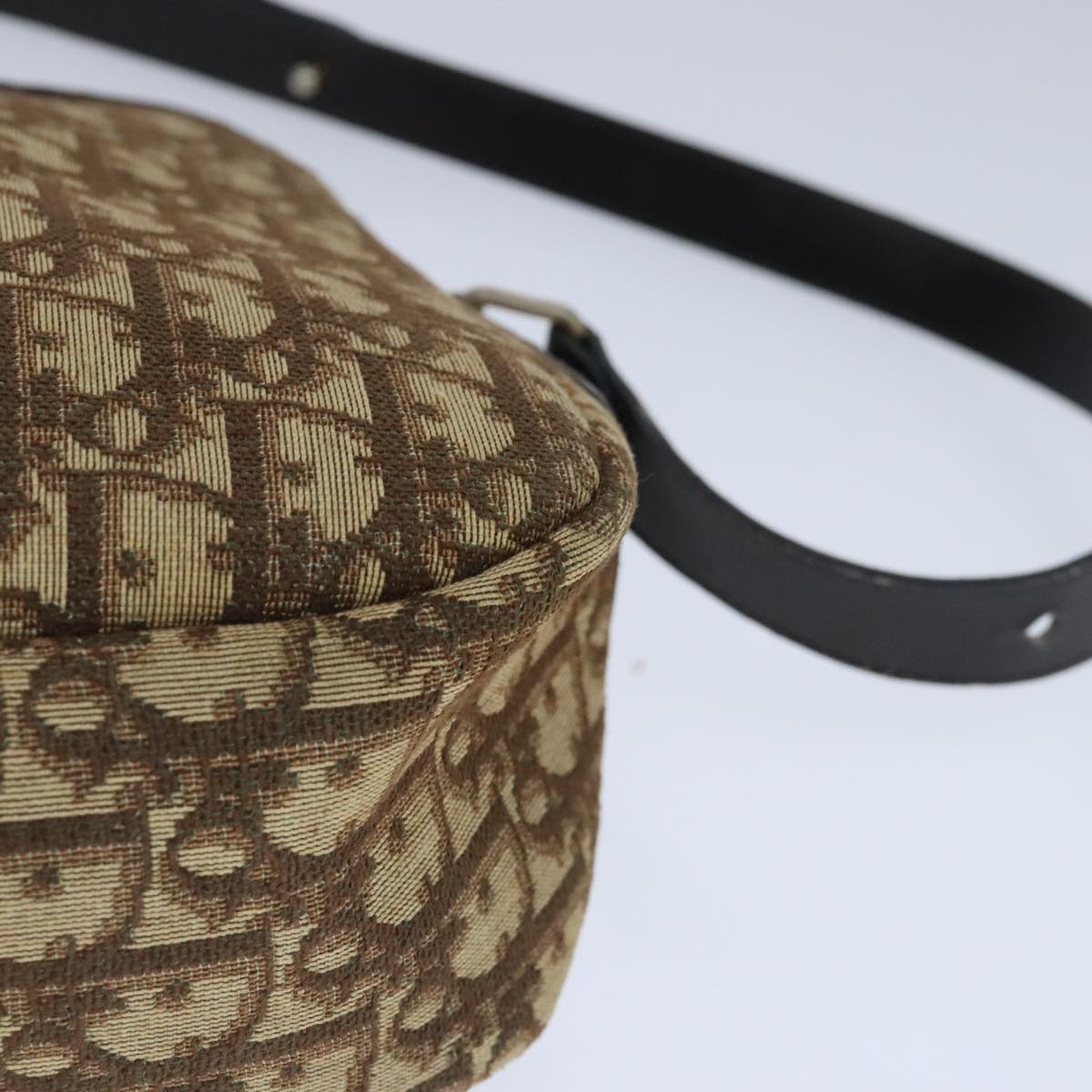 Dior Trotteur Bag – Chic & Timeless Saddle Design