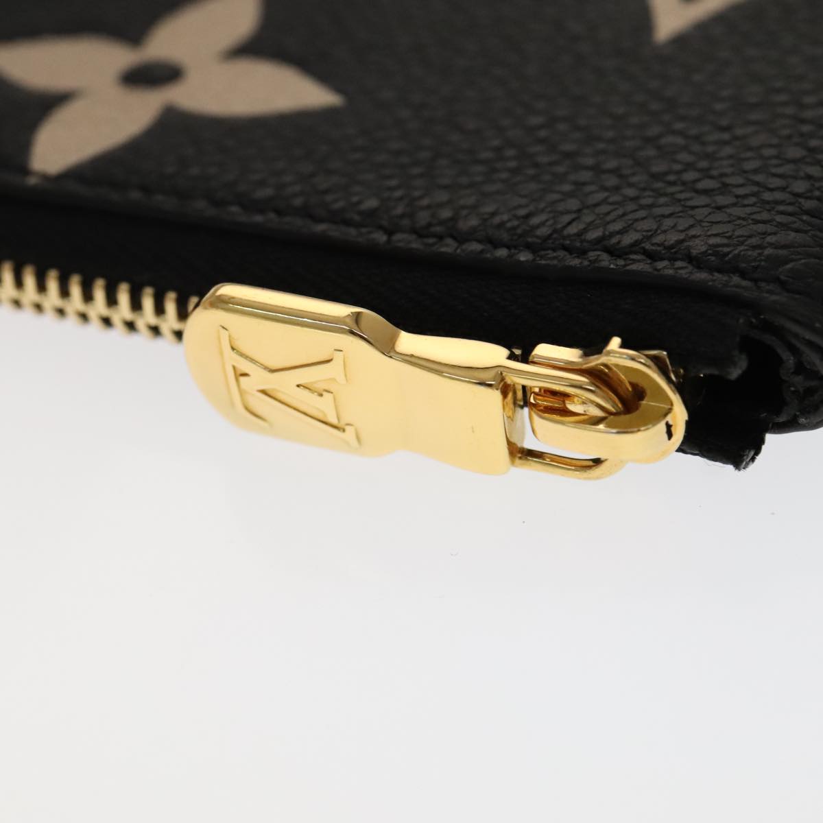 Louis Vuitton fashion, Louis Vuitton bags, Louis Vuitton luxury accessories