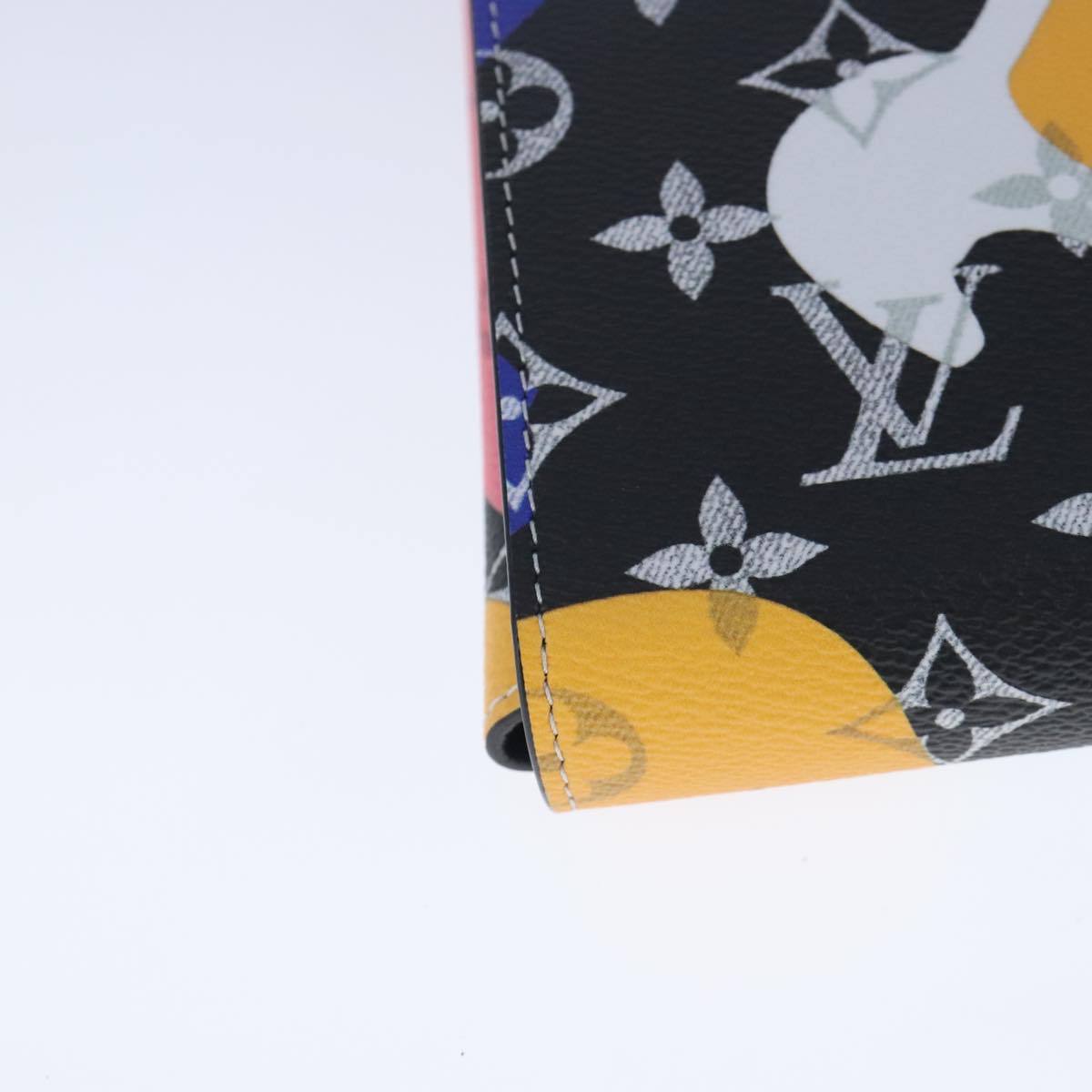 Louis Vuitton luxury bags, Louis Vuitton fashion, Louis Vuitton accessories