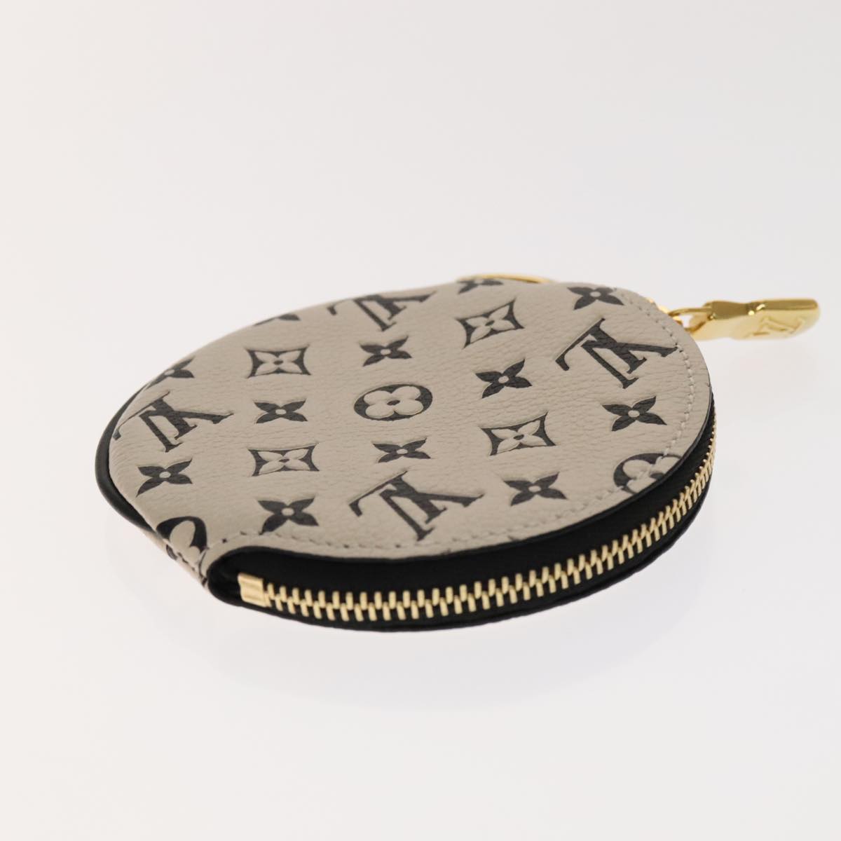 Louis Vuitton fashion, Louis Vuitton bags, Louis Vuitton luxury accessories