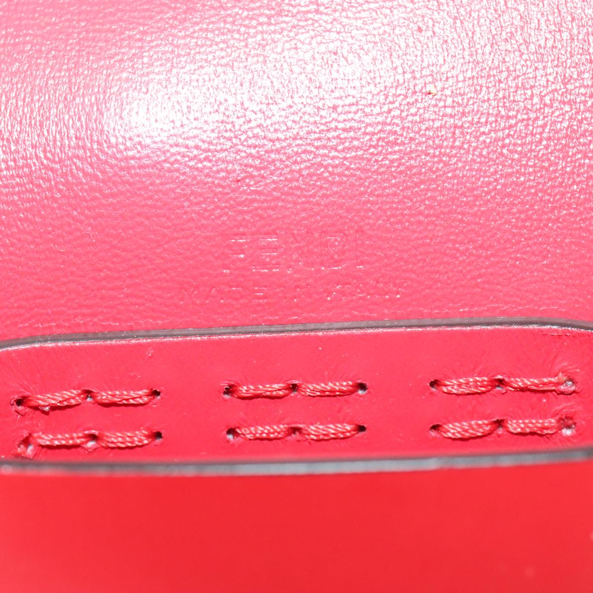 Fendi Baguette Bag – Iconic Designer Shoulder Bag for Women