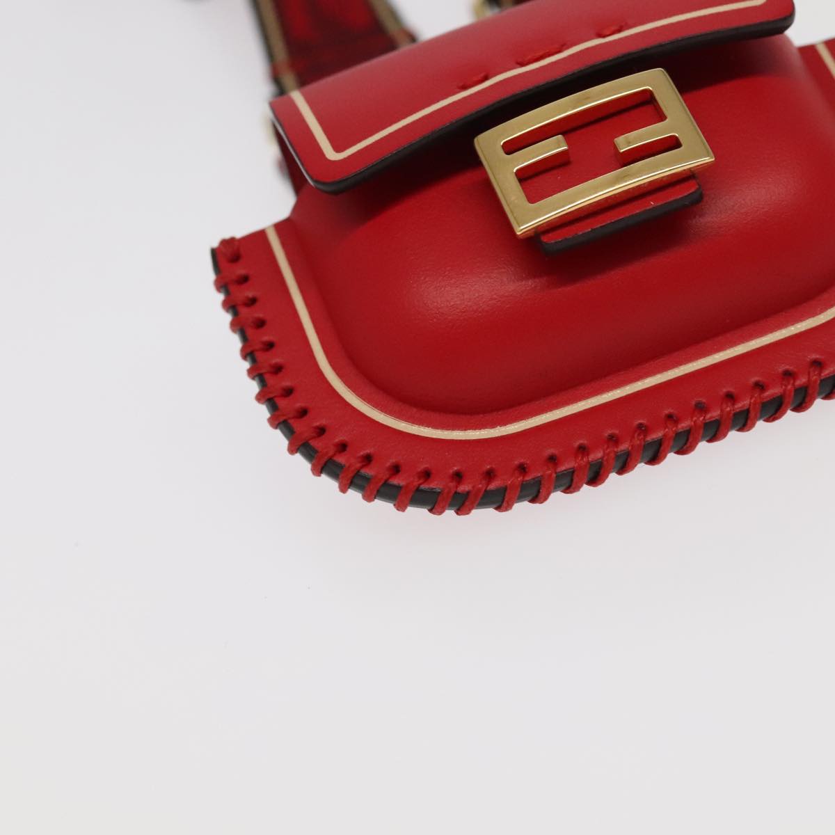 Fendi Baguette Bag – Iconic Designer Shoulder Bag for Women