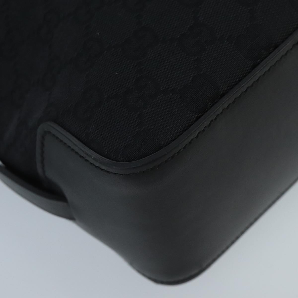 Designer Gucci bags, luxury Gucci fashion, Gucci handbags