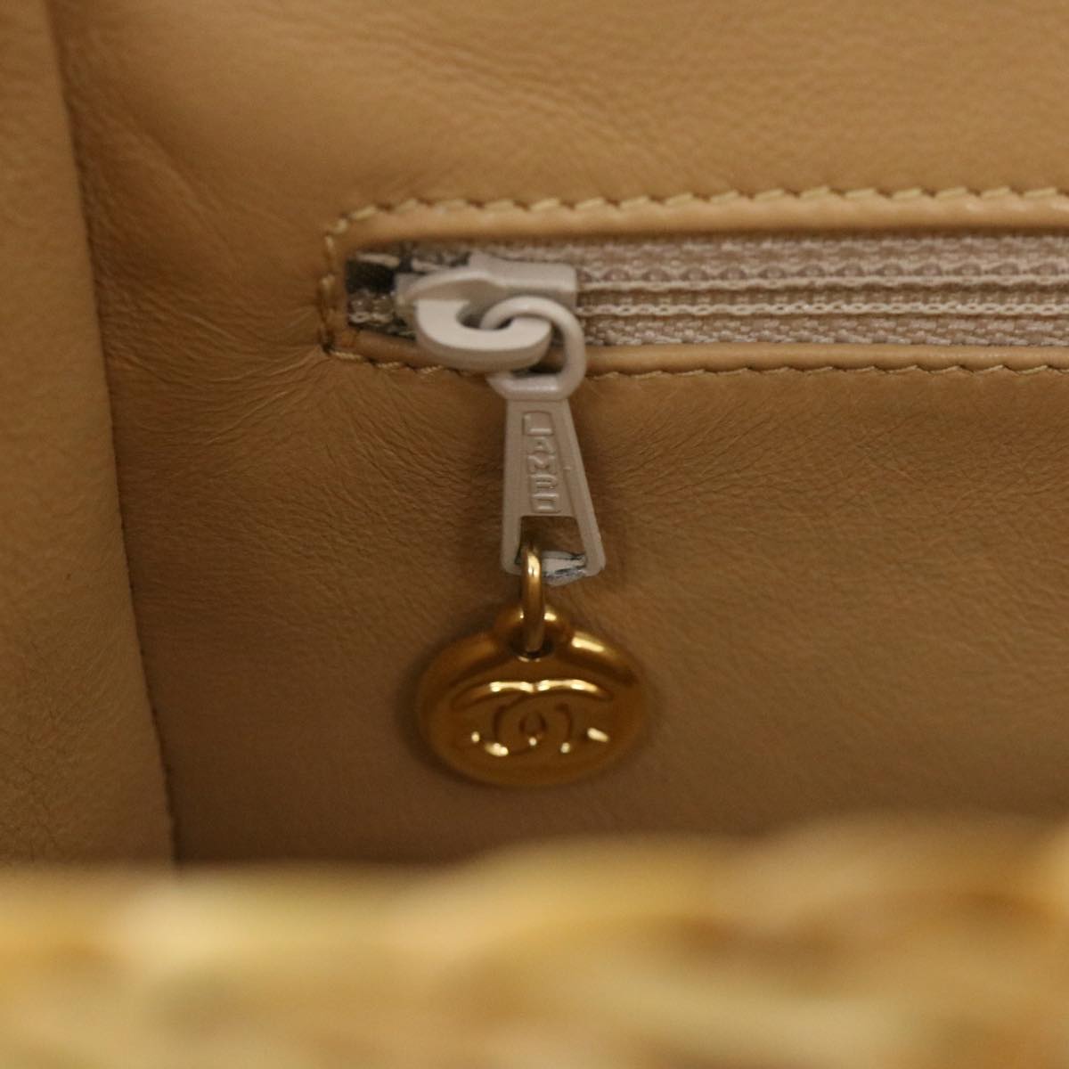Chanel Luxury Handbags & Accessories – Classic & Timeless