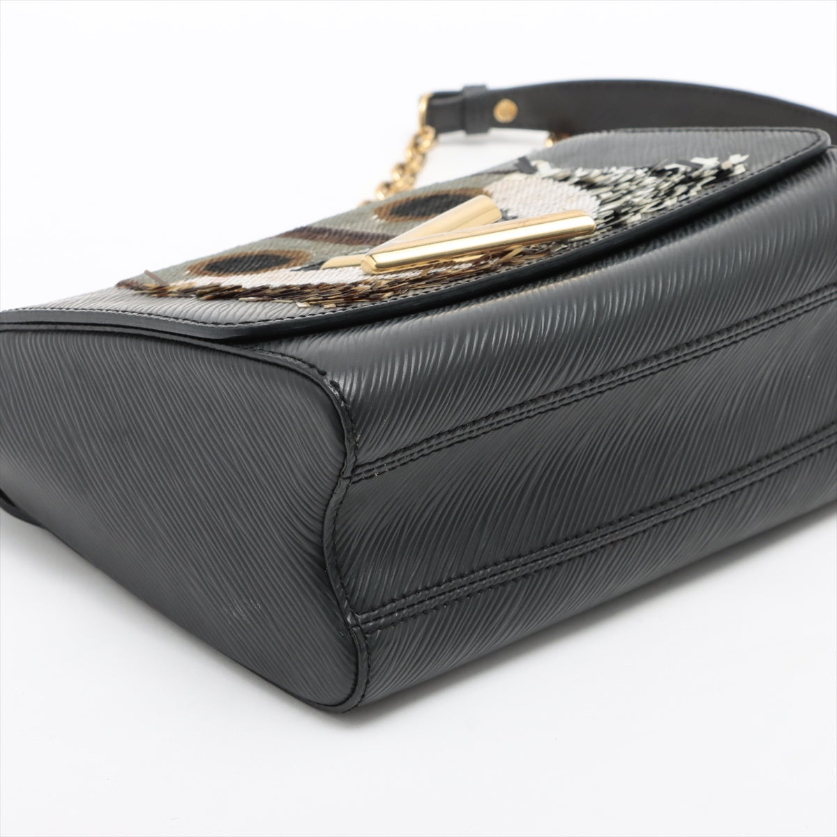 Louis Vuitton Twist Handbag – Iconic Designer Bag