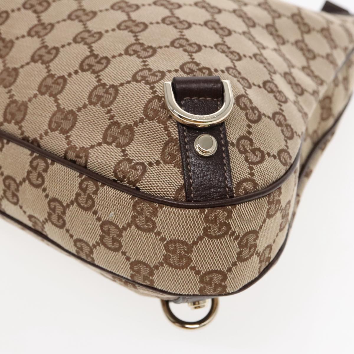 Gucci Abbey Bag – Chic Shoulder Bag with GG Monogram