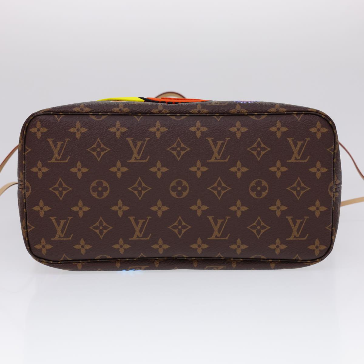 Louis Vuitton Neverfull GM – Spacious Designer Tote Bag
