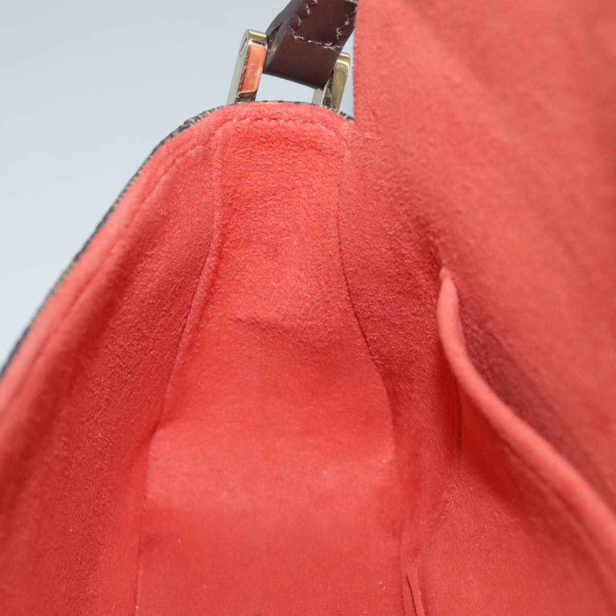 Louis Vuitton Recoleta Elegant Shoulder Bag