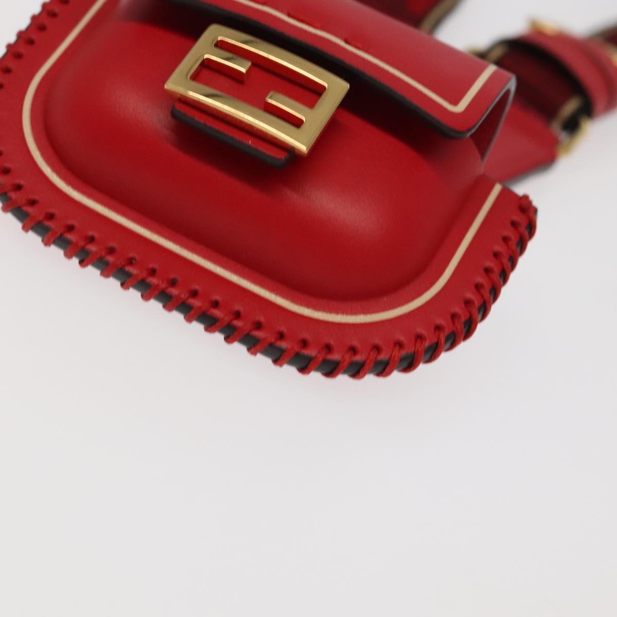 Fendi Baguette Bag – Iconic Designer Shoulder Bag for Women