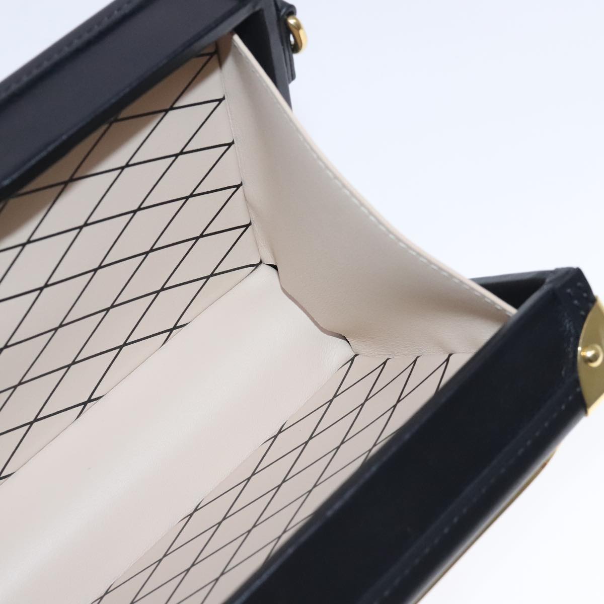 Louis Vuitton Petit Malle, Louis Vuitton luxury trunk, designer trunks