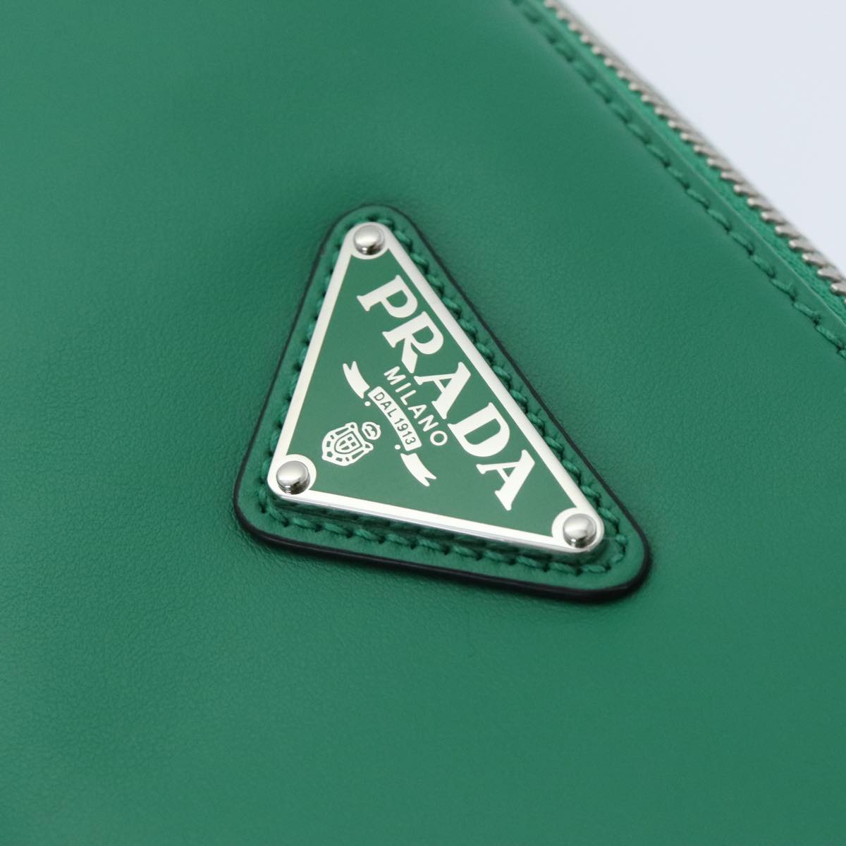 Prada Designer Collection – Luxury Handbags & Accessories