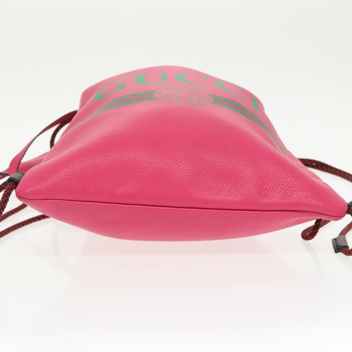 Gucci Drawstring Bag – Stylish & Versatile Luxury Bucket Bag