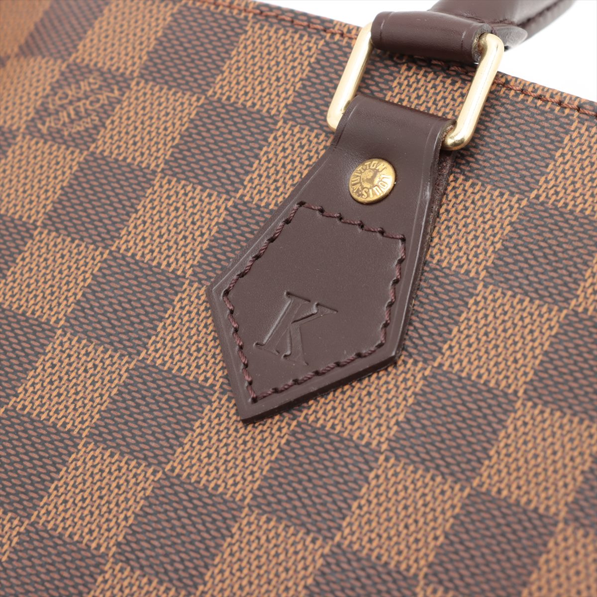 Louis Vuitton Sac Plat – Spacious & Elegant Tote Bag
